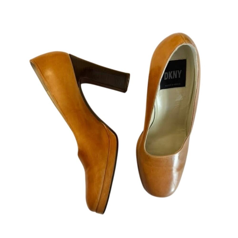 Rare Vintage 90s DKNY Caramel Brown Platform High Heels sz. 7M